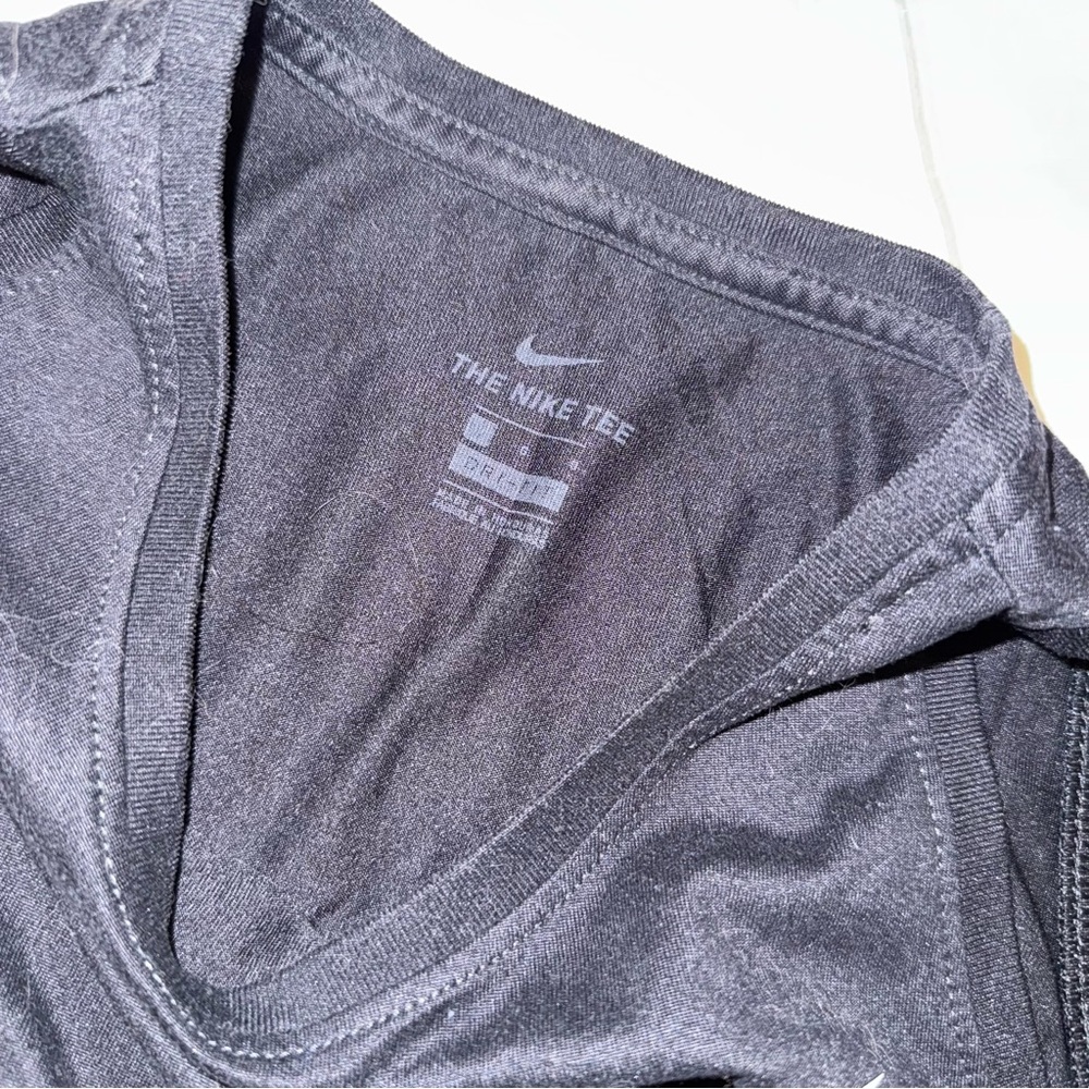 Nike Women's Dri Fit Training Tank -  Size Small - Picture 5 of 5